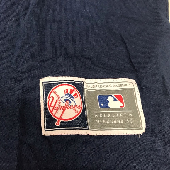 MLB New Your Yankee Pull over T Shirt - Picture 6 of 6